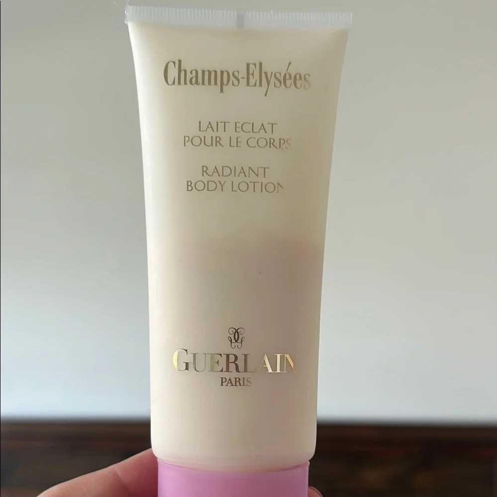 GUERLAIN luxurious body